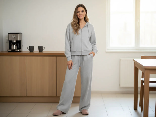 Hellgrauer Freizeitanzug Damen Baumwolle mit Kapuzenjacke und weiter Hose