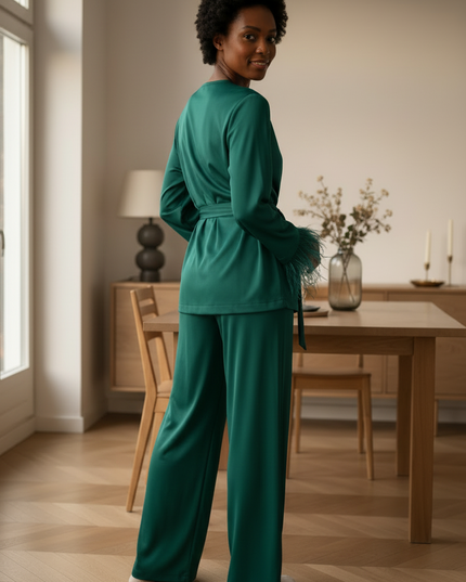 Satin Hausanzug mit Federn Grün - für zuhause - Ansicht 2